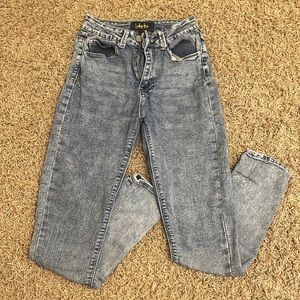 medium wash jeans, full length, no holes